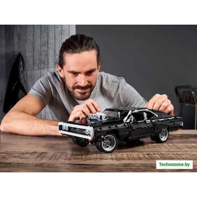 Конструктор LEGO Technic 42111 Dodge Charger Доминика Торетто