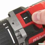 Ударная дрель-шуруповерт Milwaukee M18