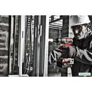 Ударная дрель-шуруповерт Milwaukee M18